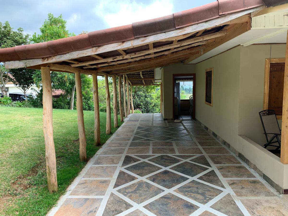 La Cabana Poas Εξωτερικό φωτογραφία